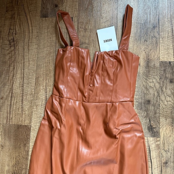 NOOKIE Leona Midi Dress In Tan - Picture 5 of 6